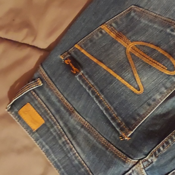 Seven7 Jeans - Picture 3 of 10